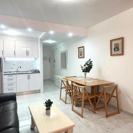Estudio A 1 Minuto De La Playa Daire Torrevieja Dış mekan fotoğraf