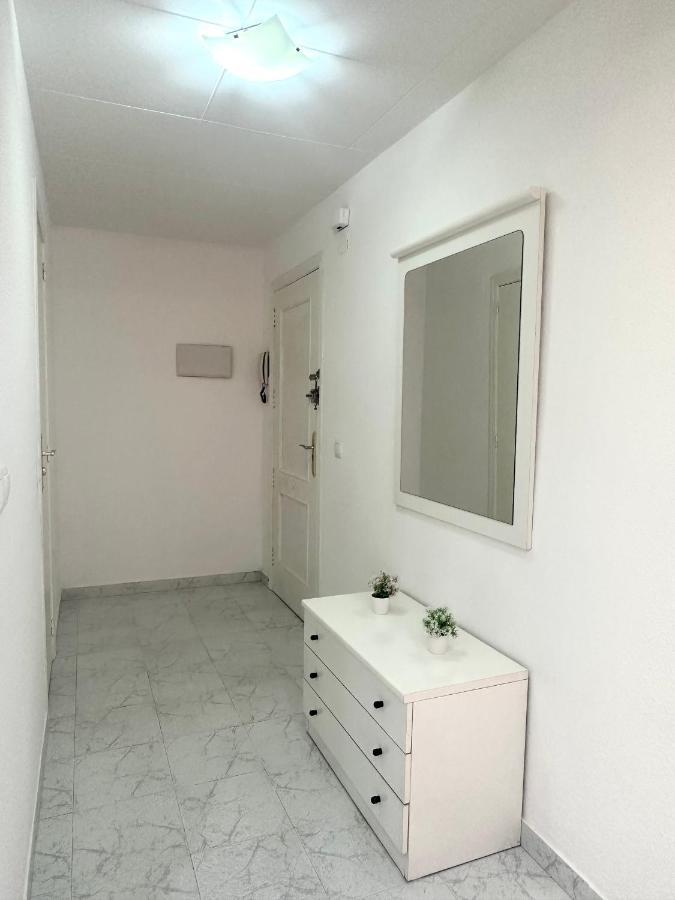 Estudio A 1 Minuto De La Playa Daire Torrevieja Dış mekan fotoğraf